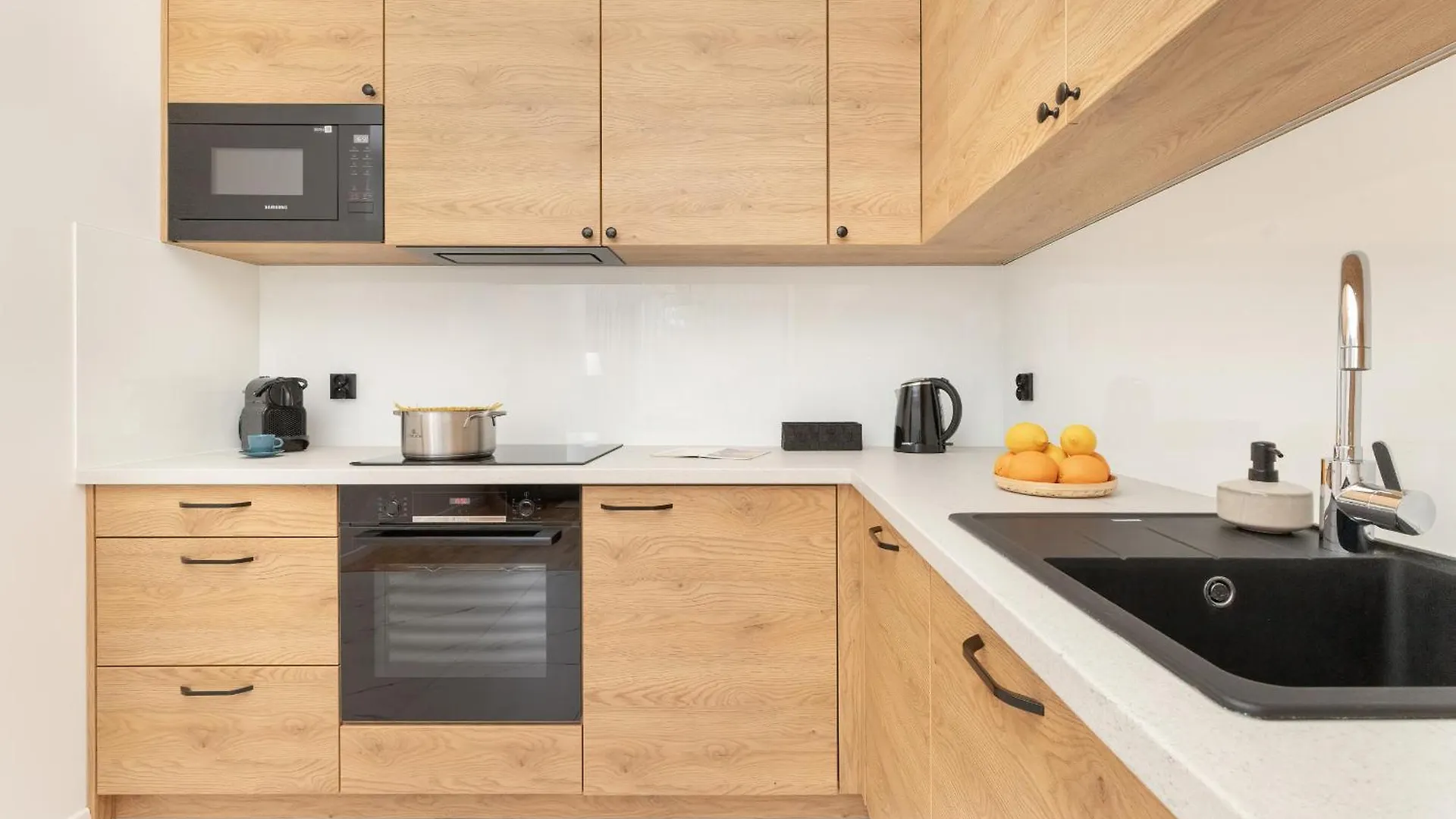Apartment Stylowy Apartament W Gdansku Parking & Ekspres Do Kawy By Noclegi Renters